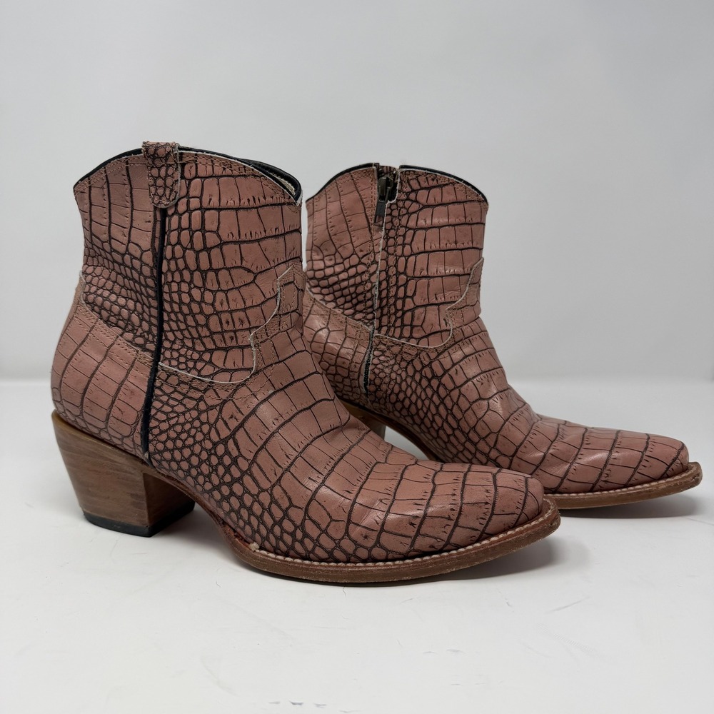 Freebird Western Miramar Ankle Boot Pink Croc Leather Women Size 9